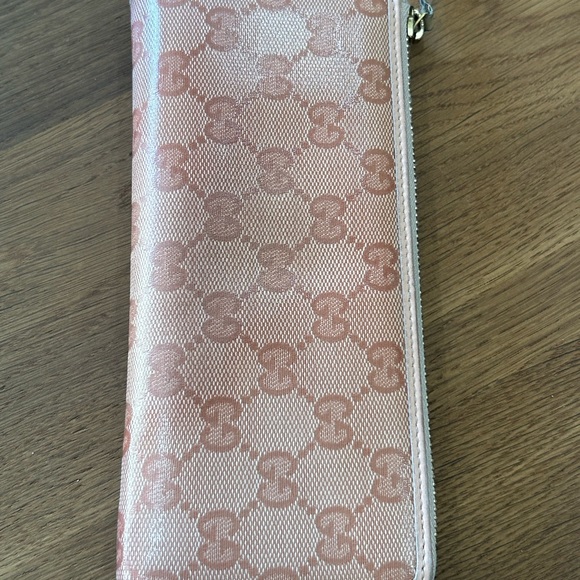 30.Gucci GG Supreme Wallet Authentic Date Code 26897-4276 - Picture 3 of 16